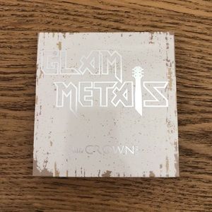 Glam Metals Palette by Crown Pro